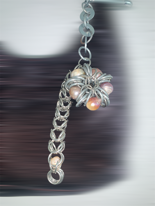 Charm nacré : étoile et chaîne byzantine