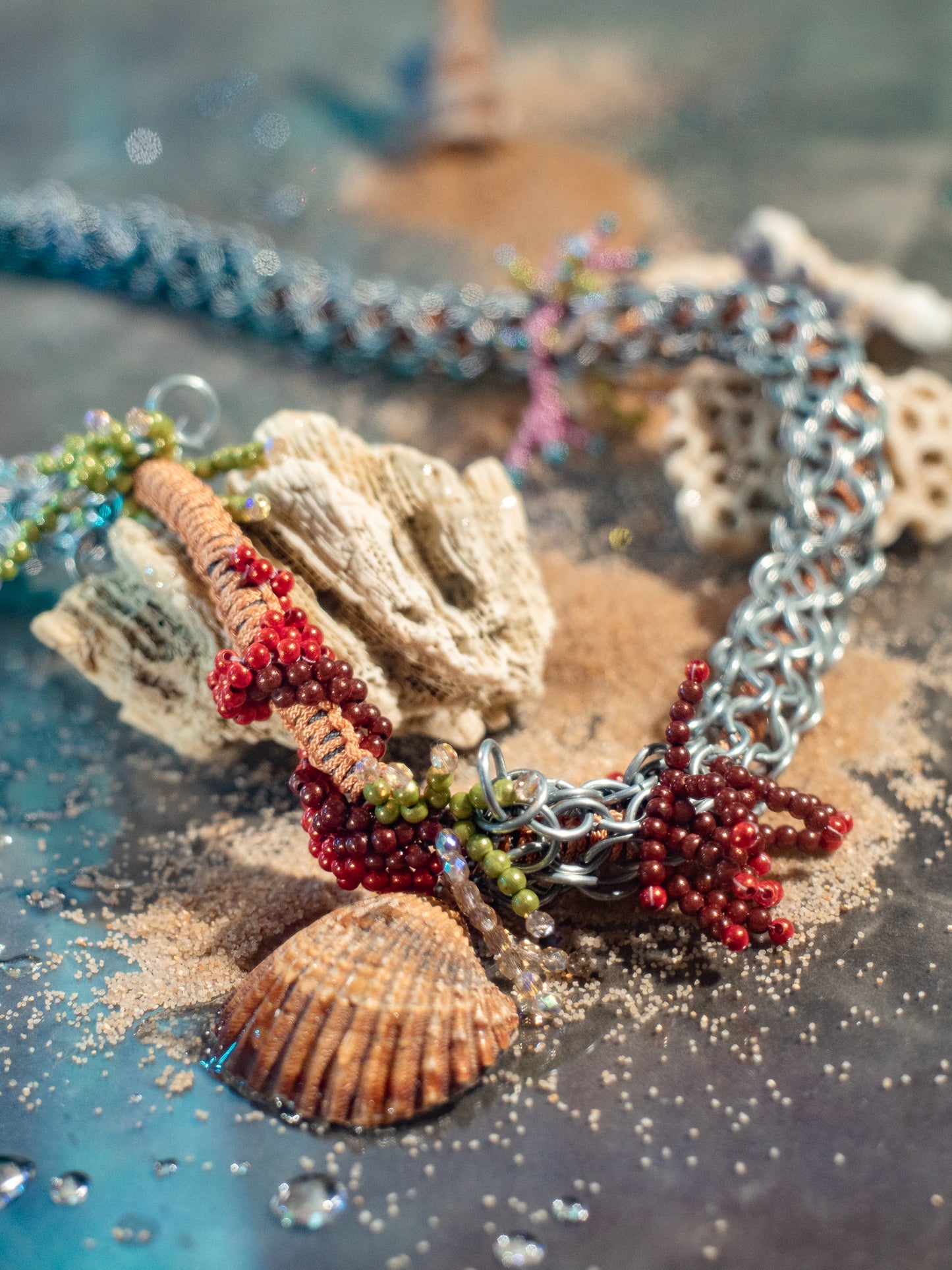 Le Conus necklace