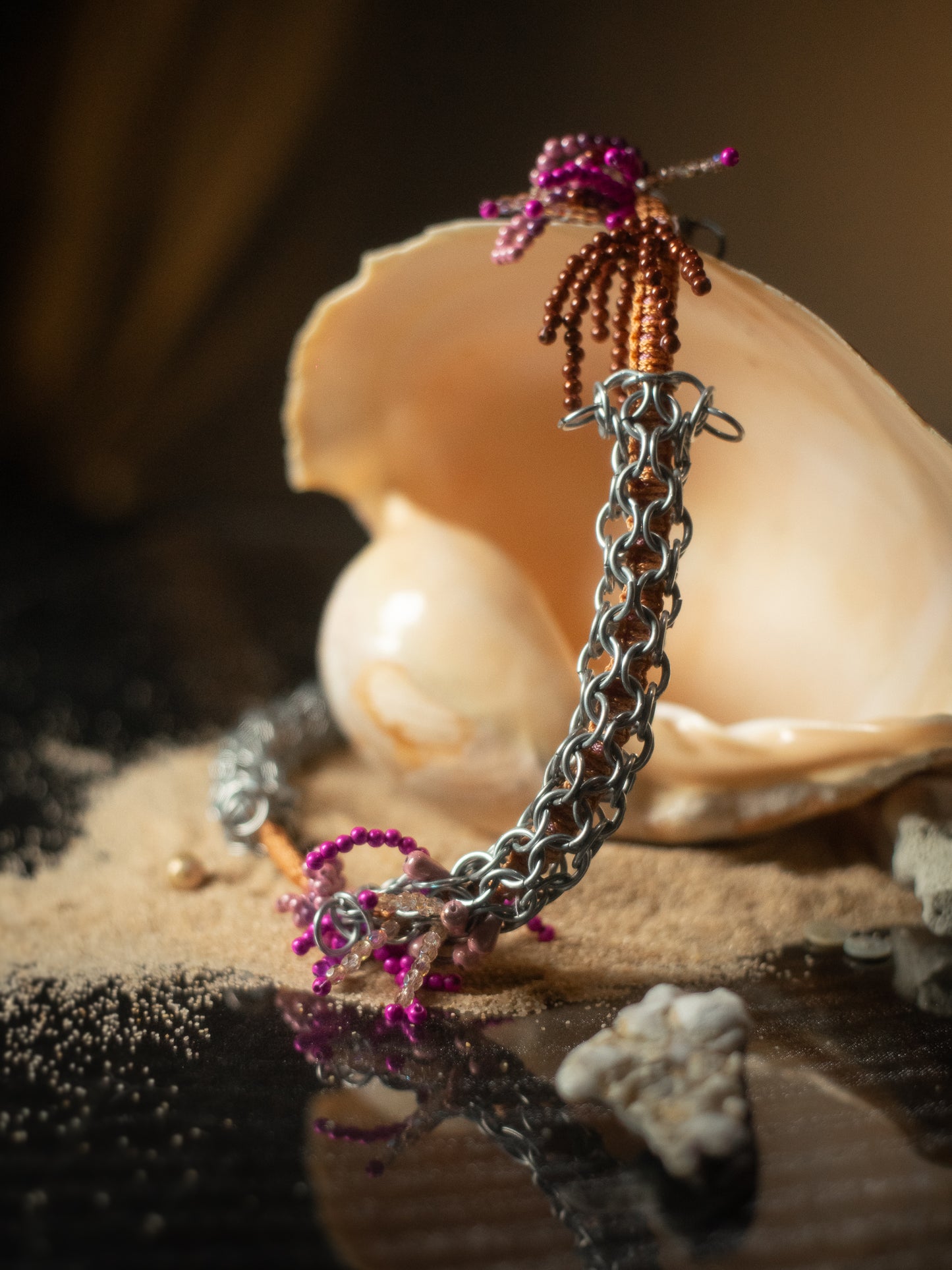 Le collier Cypraea