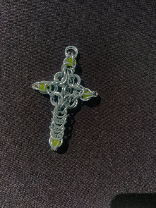 Croix perlée